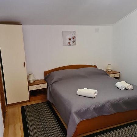 Camp Krka Hotel โลโซวาซ ภายนอก รูปภาพ