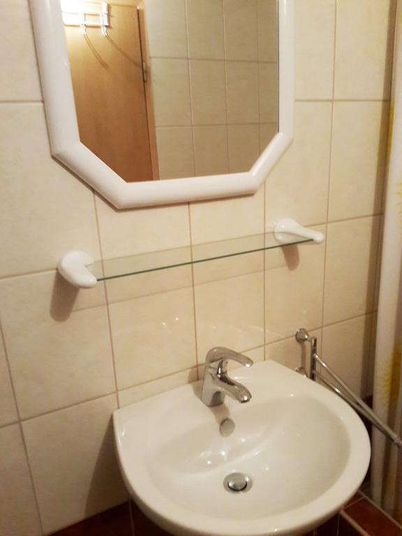 Camp Krka Hotel โลโซวาซ ภายนอก รูปภาพ