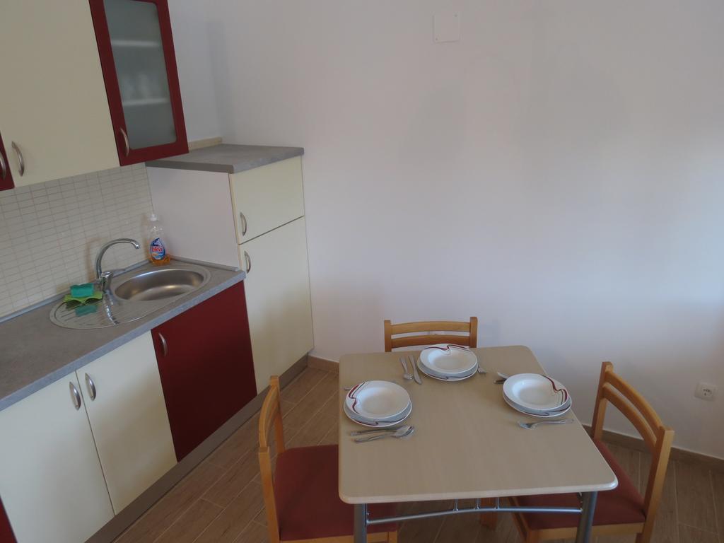 Camp Krka Hotel โลโซวาซ ภายนอก รูปภาพ
